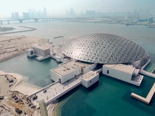 Il Louvre diventato l'icona di Abu Dhabi